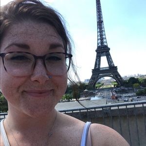 Meet your Posher, Sara